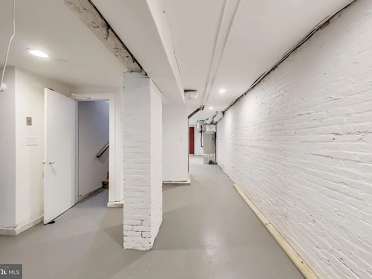 2312 Eutaw Pl #A — Photo 32