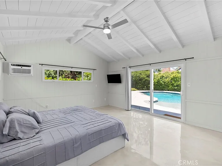 5823 Lubao Ave — Photo 36