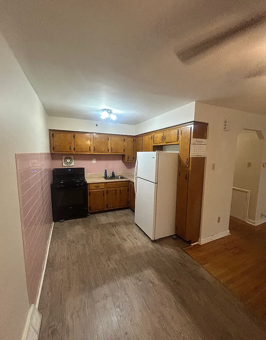 2 bed, 1200 sqft, $1,425 — Photo 2