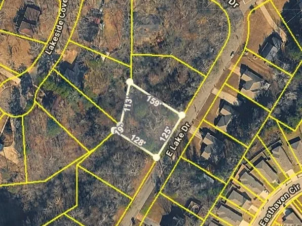 85 E Lake Dr, Tuscaloosa, AL 35405