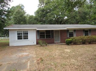 2802 Berry Rd, Ponce De Leon, FL 32455