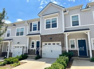 18 Camden Woods Trl, Greenville, SC 29607