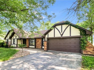 9038 Hillside Dr, Odessa, MO, 64076
