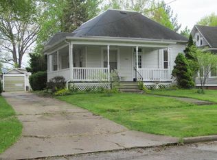 205 7th St, Streator, IL 61364