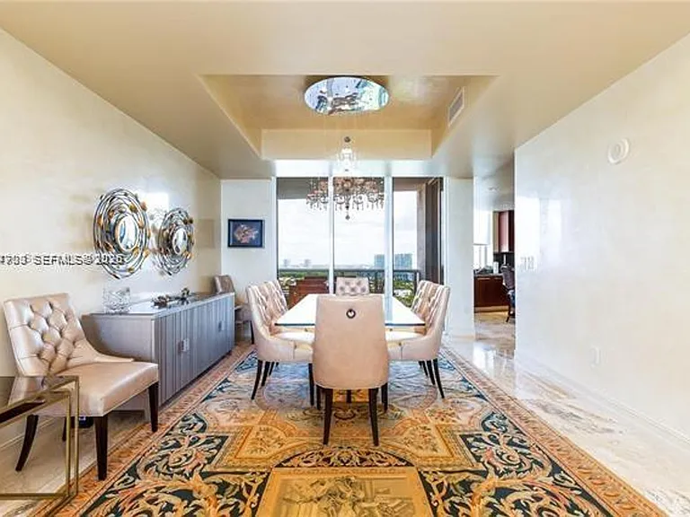 16001 Collins Ave #CU-1106 — Photo 8