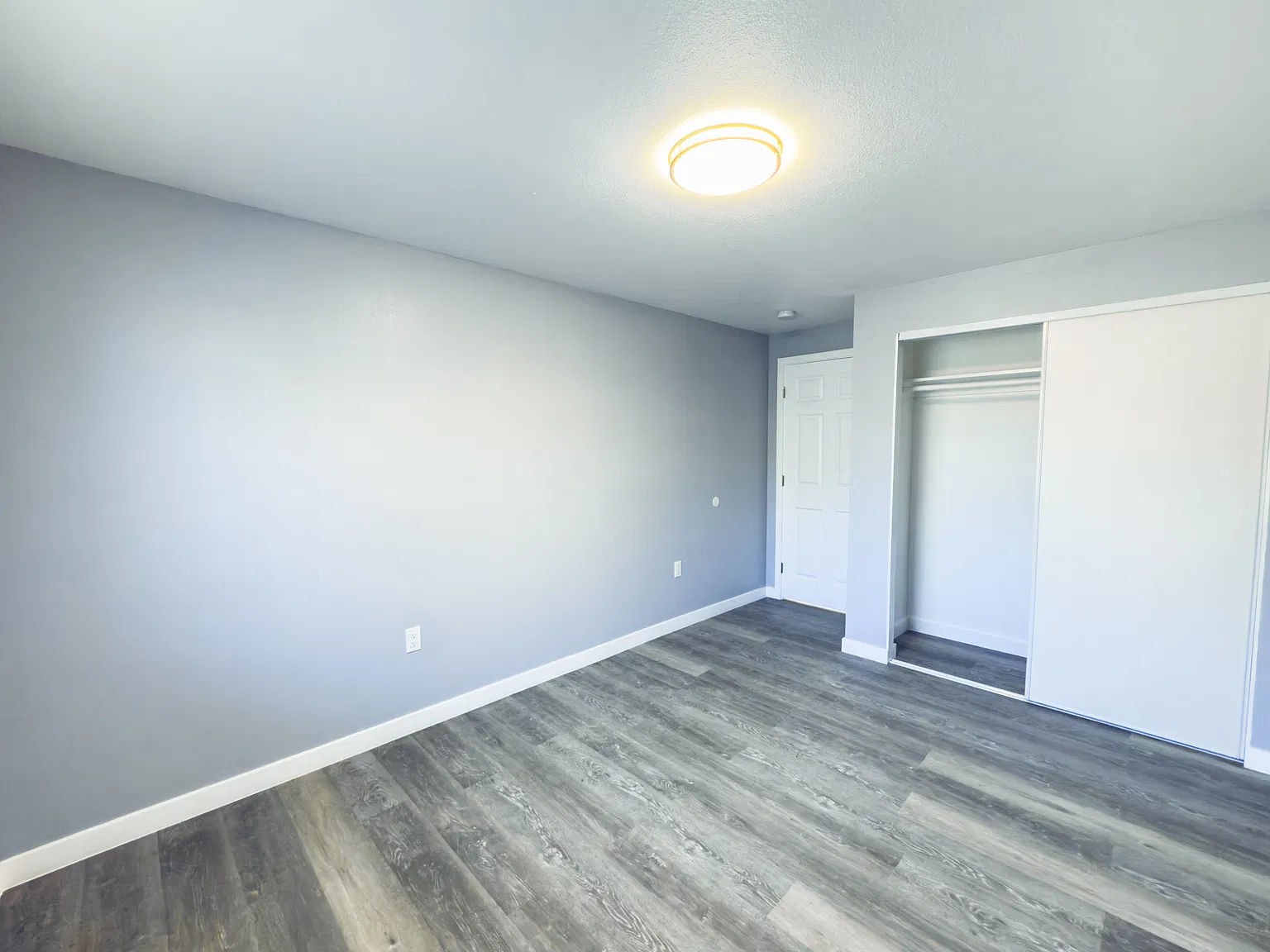 2 bed, $1,895 — Photo 2