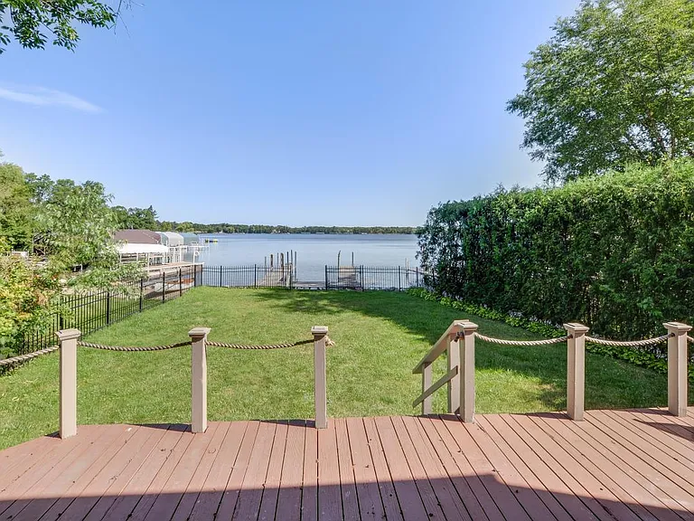 16926 Grays Bay Blvd — Photo 11