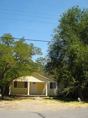 2nd image of 3905 Pine St