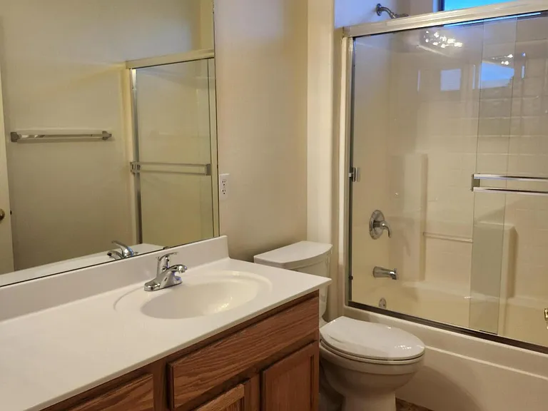 17938 W Port Royale Ln — Photo 18
