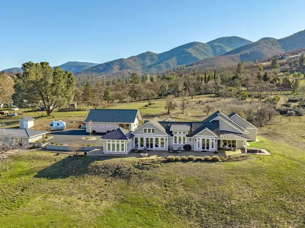 1550 Ashland Mine Rd, Ashland, OR 97520