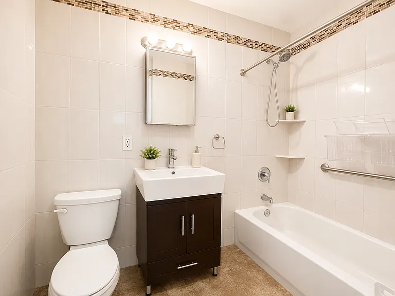 25-21 34th St #1B — Photo 8