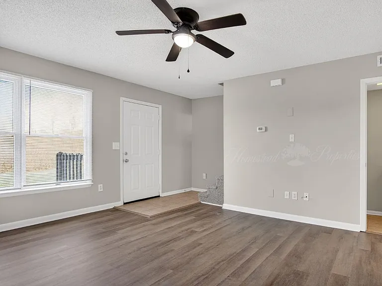 160 Cox Rd — Photo 10