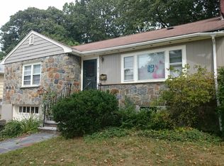 23 Kiernan Rd, West Roxbury, MA 02132