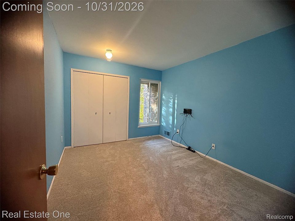 1465 Oakbrook E, photo 15