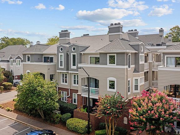 2nd image of 1021 Brighthurst Dr Unit 308