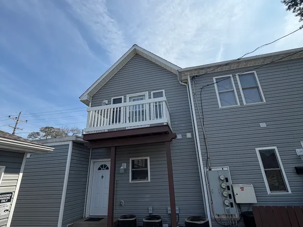 428 Cherry St, Erie, PA 16507