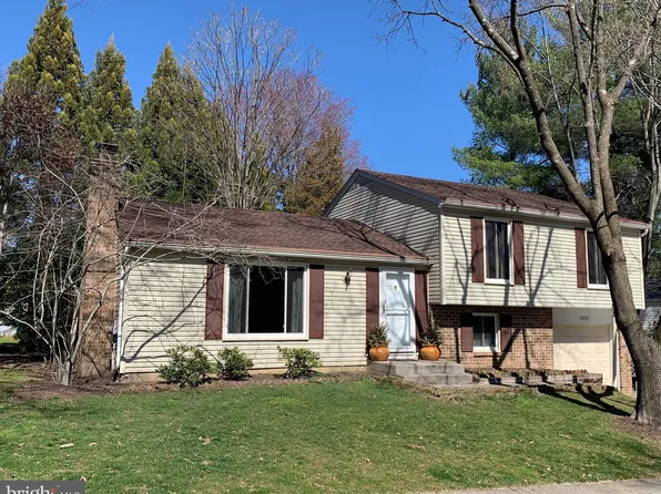 10056 Cape Ann Dr, Columbia, MD 21046