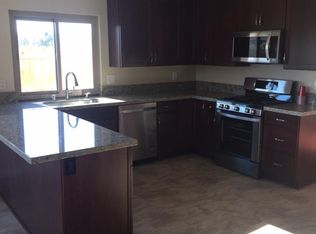 1880 Blueridge St, Oceanside, CA 92056