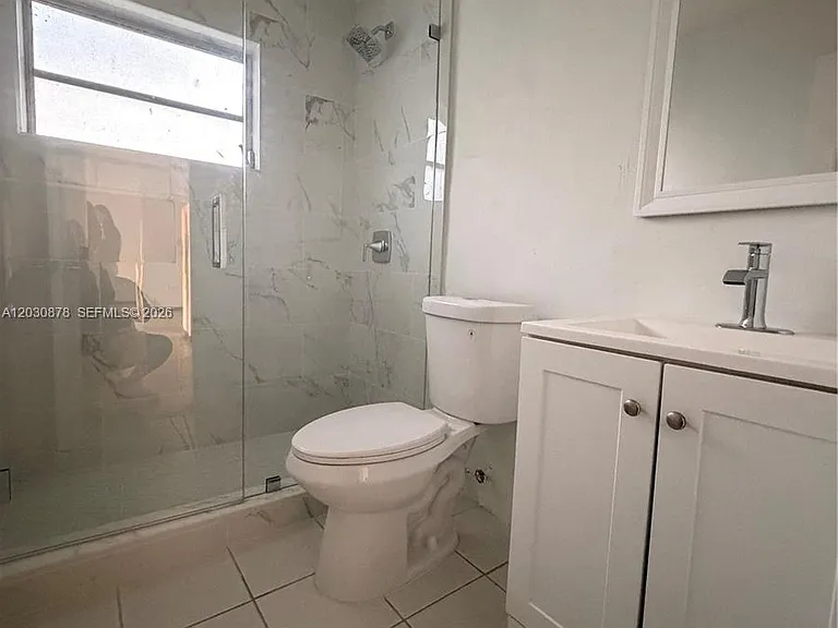 7250 SW 94th Pl #B8 — Photo 13