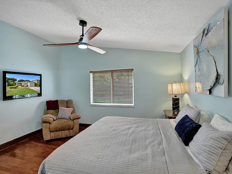 1245 SW 46th Way — Photo 22