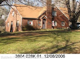 440 Keating Dr, Winston Salem, NC 27104