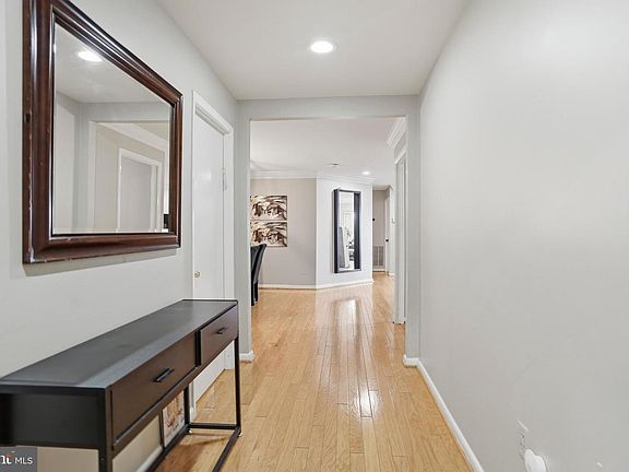 3rd image of 3021 Fallstaff Rd Unit 502B
