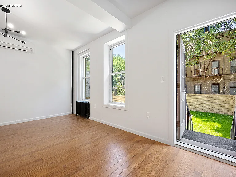 1730 Stanhope St #GF — Photo 4