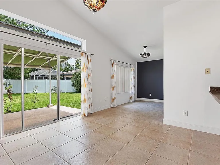 113 Whippoorwill Dr — Photo 11