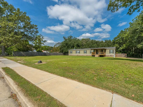 151 Church Rd, Saint Stephen, SC 29479