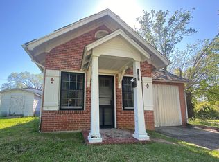 1101 N 2nd Ave, Laurel, MS 39440