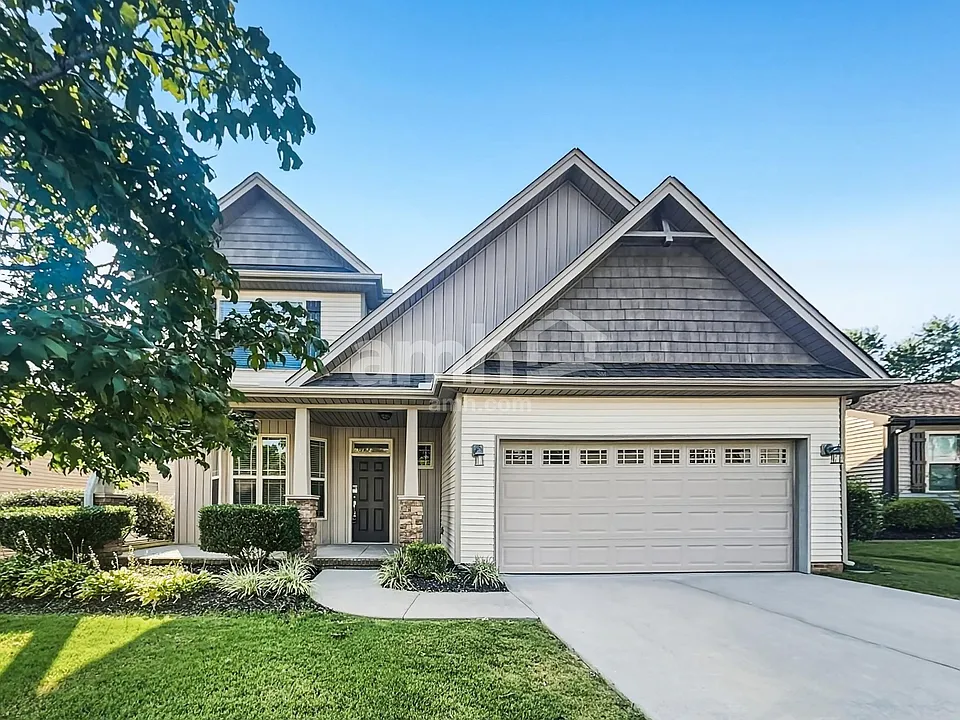 112 Summerdale Dr