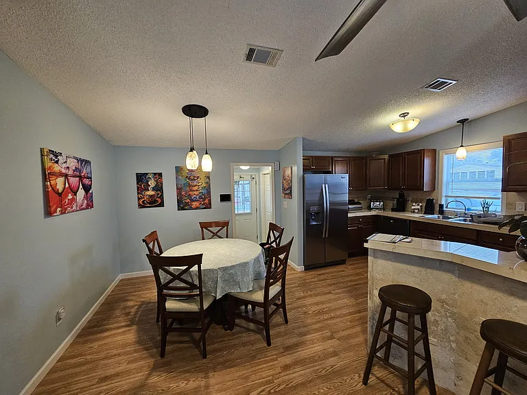 1706 Pebble Beach Ln — Photo 3