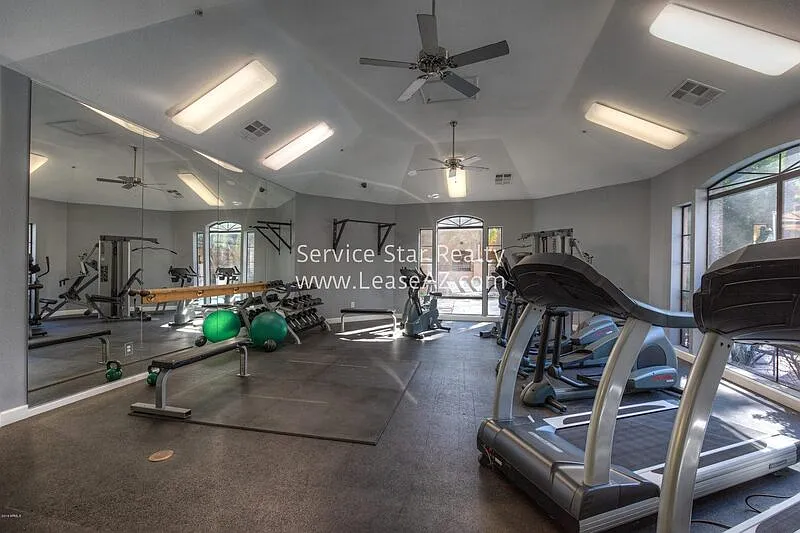 2 bed, 2.0 bath, 1147 sqft, $1,749 — Photo 4