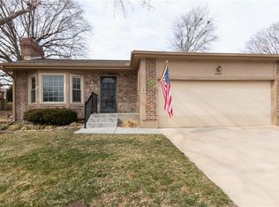 9652 Reeder Pl, Overland Park, KS 66214