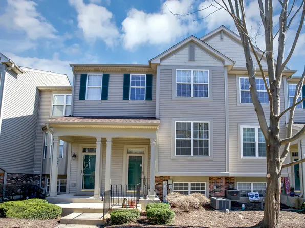 822 Cherry Creek Dr, Grayslake, IL 60030