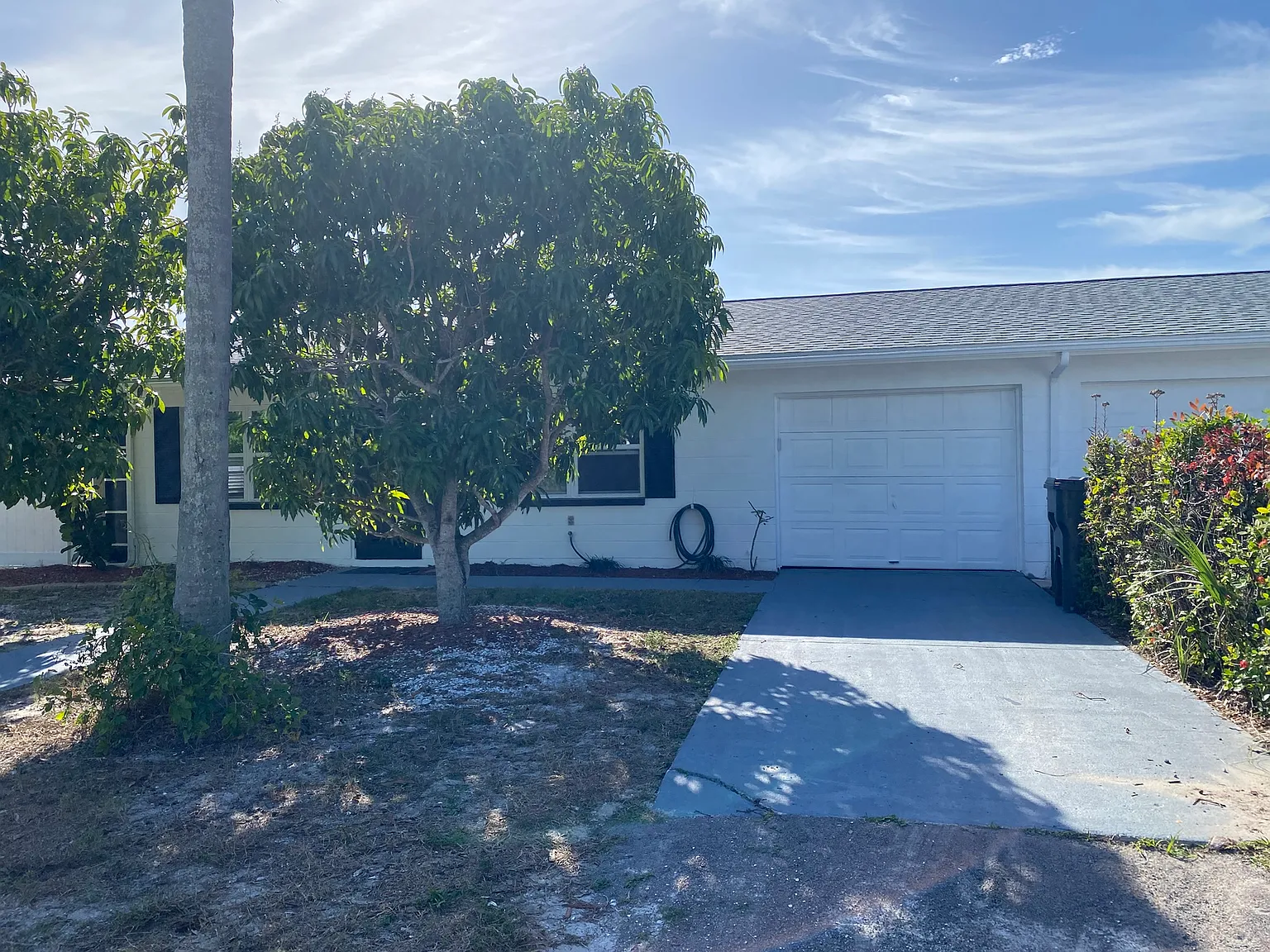 2 bed, 925 sqft, $2,000 — Photo 3