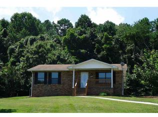 1596 Meadow Run Dr, Morristown, TN 37814