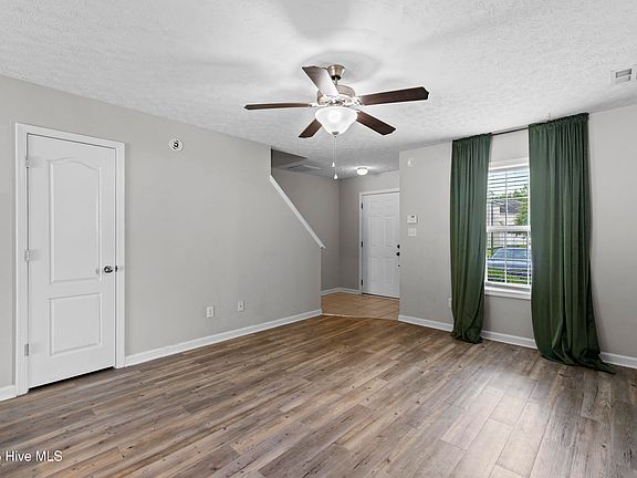 5th image of 223 Glen Cannon Drive