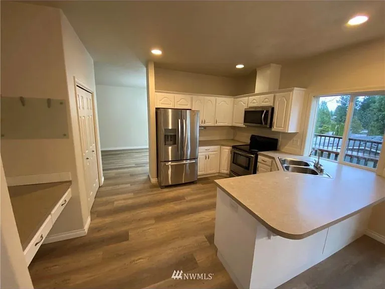 7209 33rd Ave NE — Photo 7