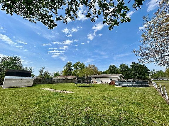 2nd image of 39774 Bernard Rd