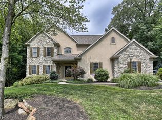 905 Hidden Hollow Dr, Gap, PA 17527