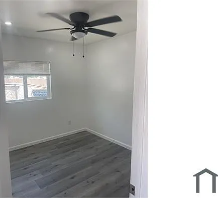 2 bed, 330 sqft, $1,700 — Photo 4