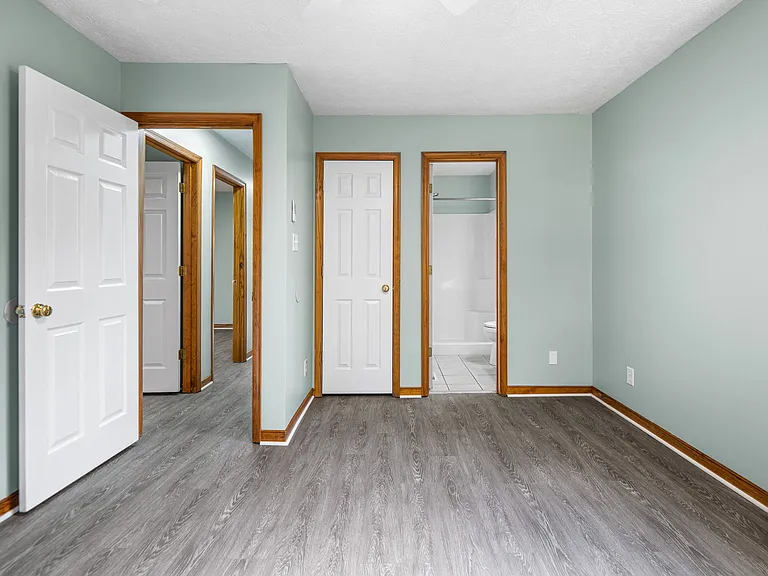 514 Highland Ave — Photo 5