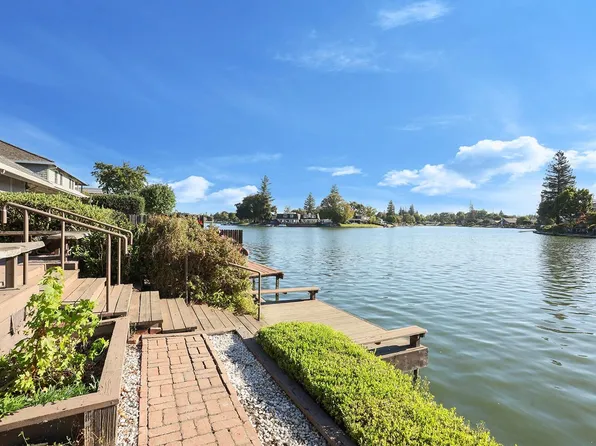 6256 Chesapeake Cir, Stockton, CA 95219