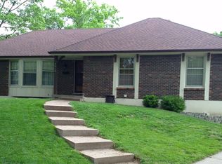 3913 S Stayton Ave, Independence, MO 64055