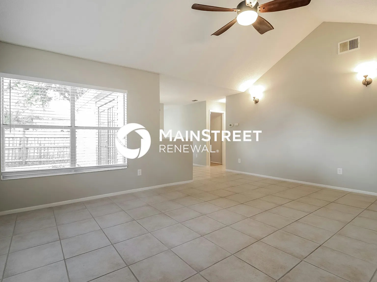 7660 Pacific Heights Circle — Photo 2