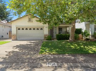 2366 Stone River Ct, Gold River, CA 95670