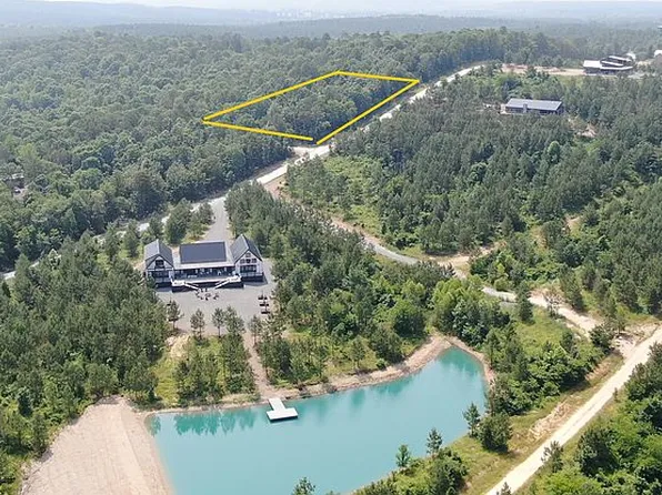622 Woodland Bluff Trl #15, Broken Bow, OK 74728