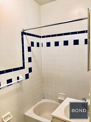 Rented by Bond New York | media 11