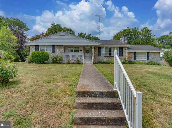 310 N Louisiana Ave, Martinsburg, WV 25401